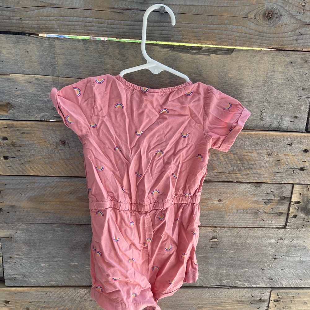 Old Navy pink rainbow romper 6-12 m